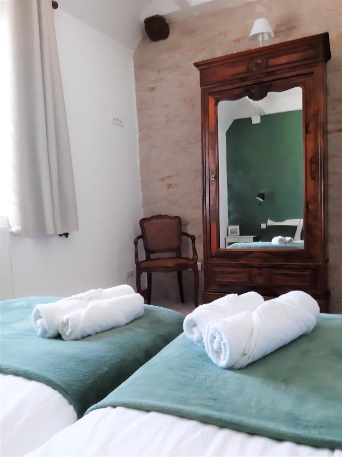 La Chouette Burgonde Hotel Villy-le-Moutier Bagian luar foto
